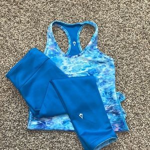 Ivivva size 10 reversible set blue